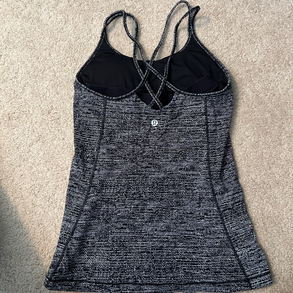 Lululemon tank